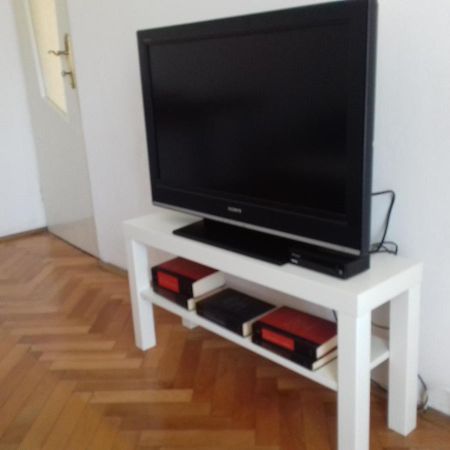 Apartment Dragan Pula Luaran gambar