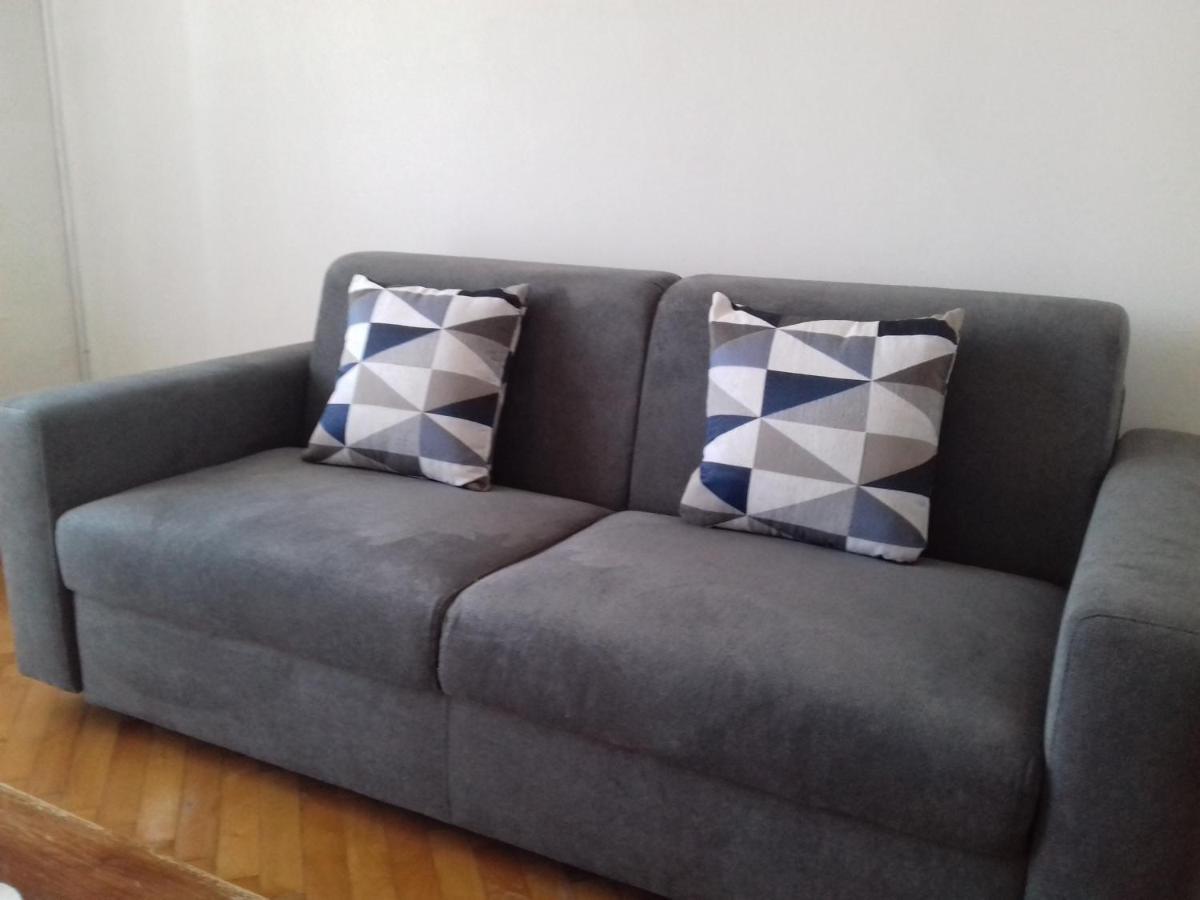 Apartment Dragan Pula Luaran gambar